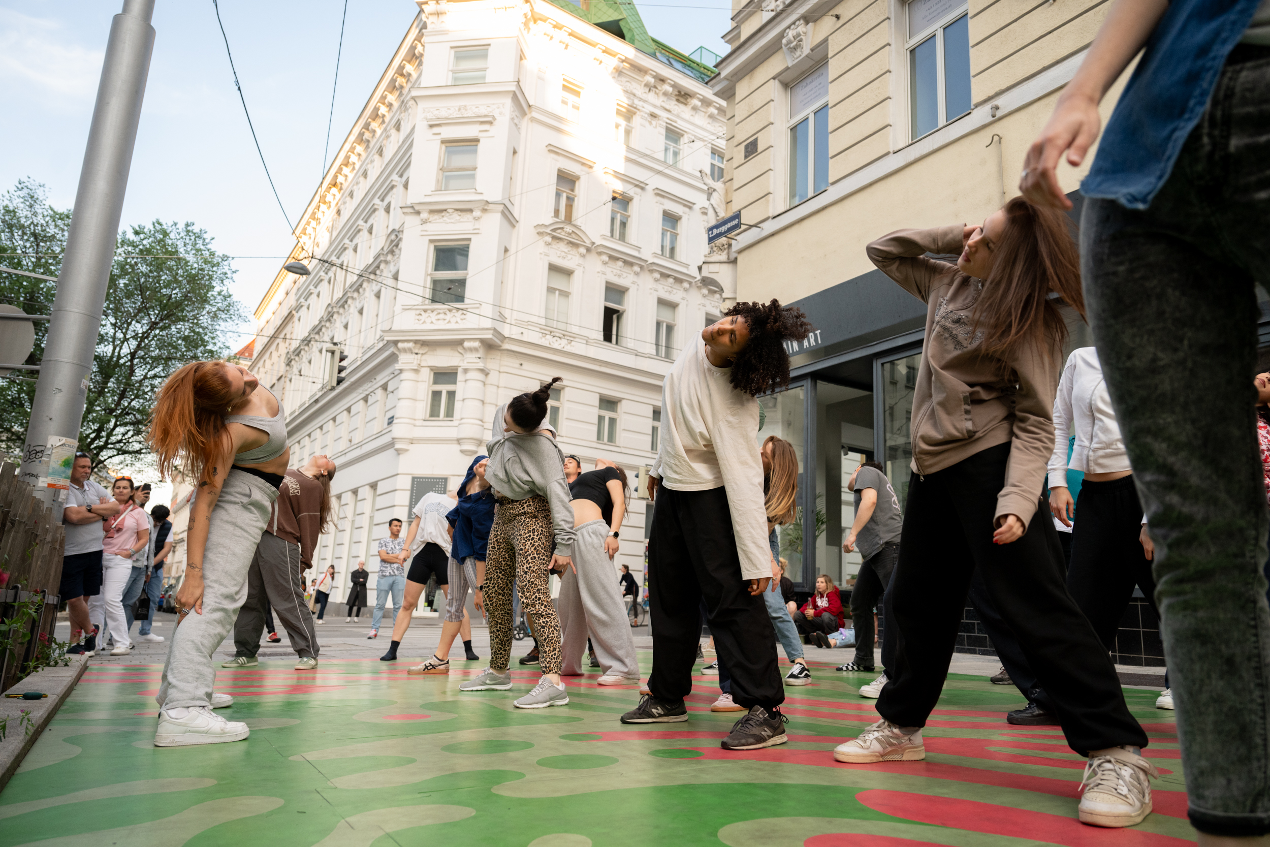 046_Neubau_tanzt_lowres_09. Mai 2024_©_Liebentritt